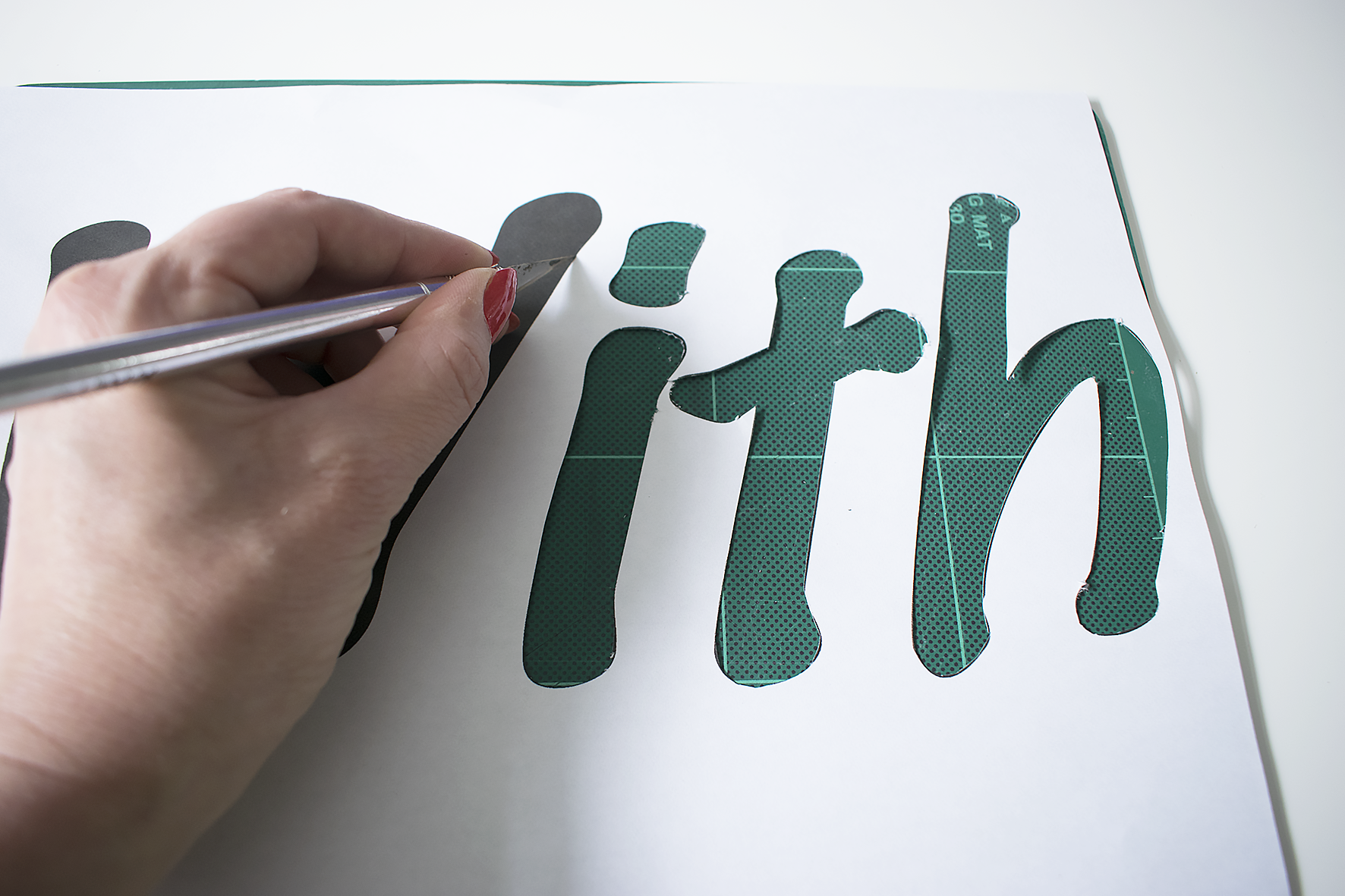 Cutting stencil for wall art